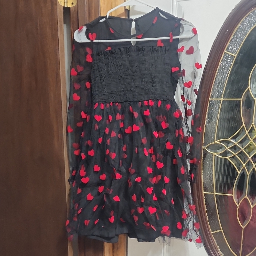 Tween Girl Heart-shaped Mesh Overlay Dress, Suitable For Daily Gatherings